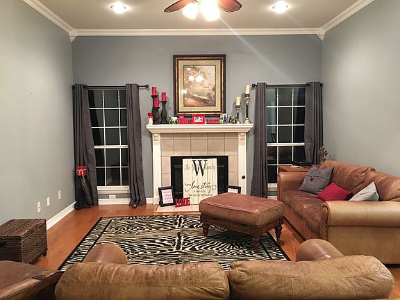 4th image of 3144 Lancaster Ln