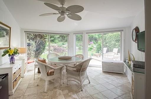 4th image of 3 Woodland Park Dr