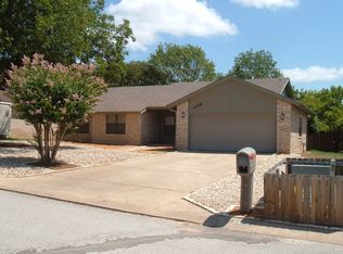 2308 Birkdale Ln, Kerrville, TX 78028