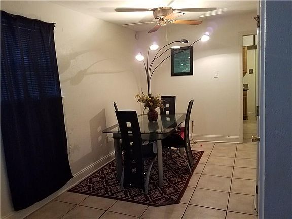 3rd image of 2901-03 Lexington Dr