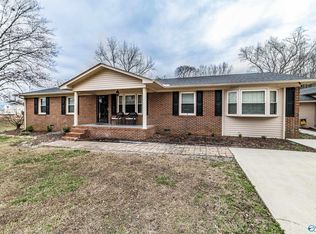 124 Newcomb Rd, Owens X Rds, AL 35763