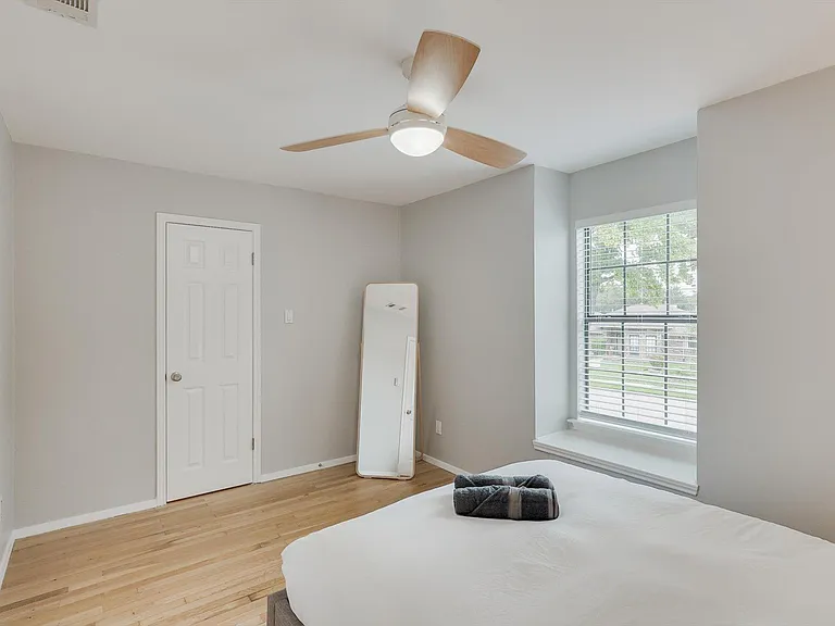 3209 Sailmaker Ln — Photo 30