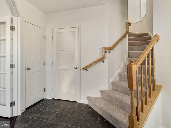 4th image of 4801 Portsmouth Rd #17