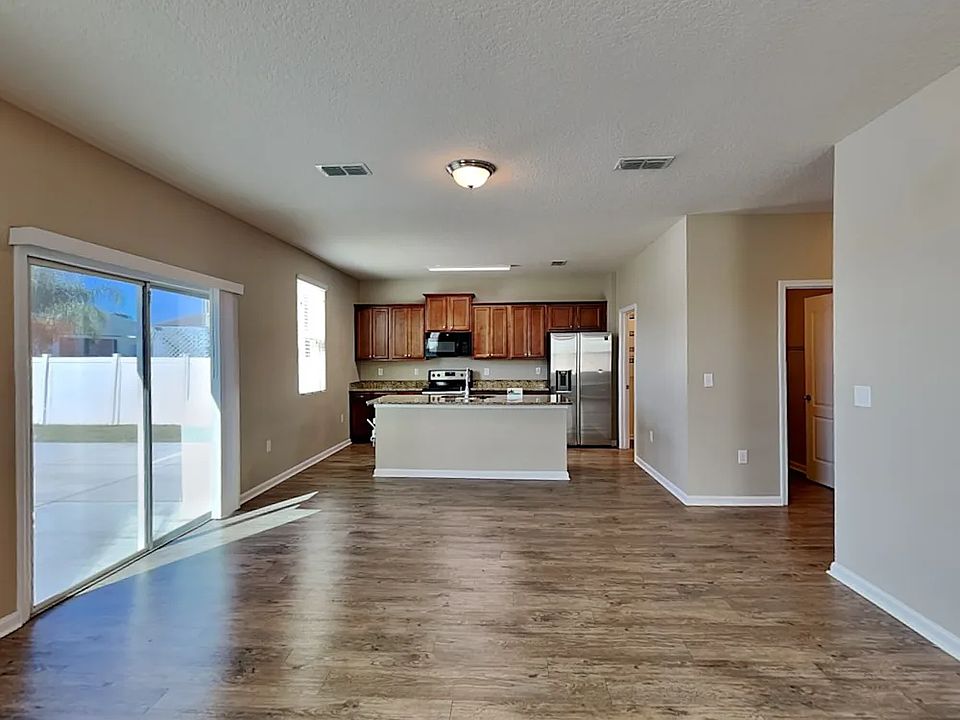 1st image of 3406 Canyon Falls Dr