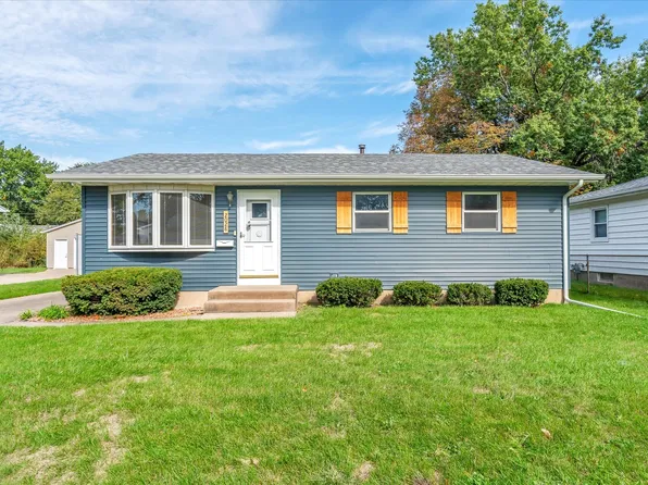 2028 W 34th St, Davenport, IA 52806