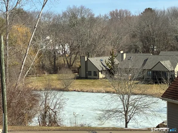 16 Copper Hill Drive #16, Guilford, CT 06437