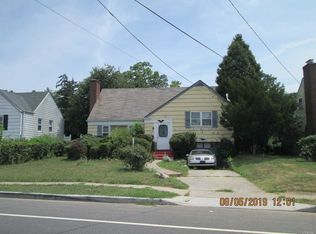 160 Brookside Ave, Roosevelt, NY 11575