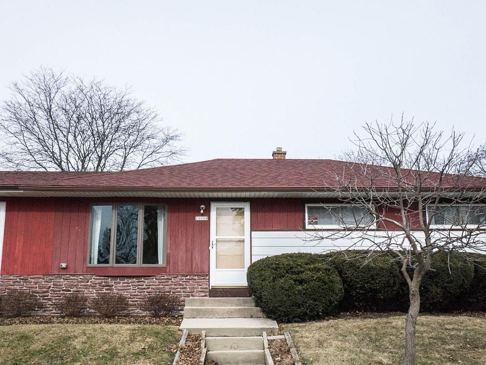 2nd image of 10008 W Highwood Ave