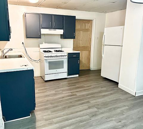 3rd image of 30 Daniel St Floor 2