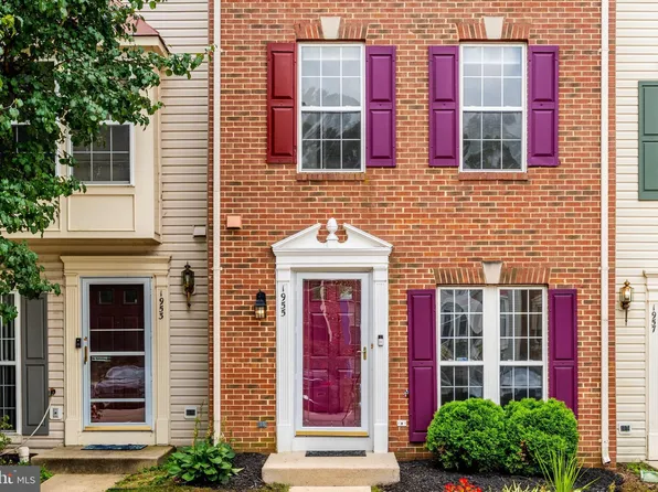 1955 Teasel Ct, Woodbridge, VA 22192
