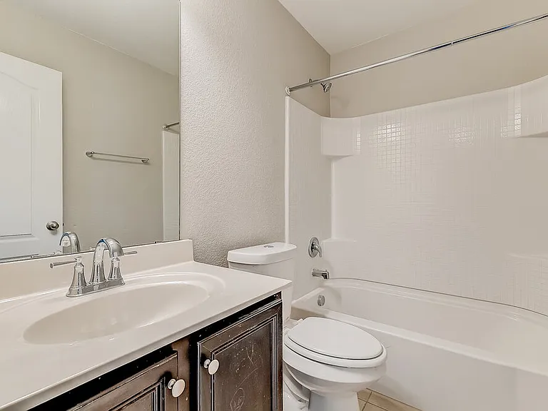 4208 Glen Abbey Dr — Photo 16