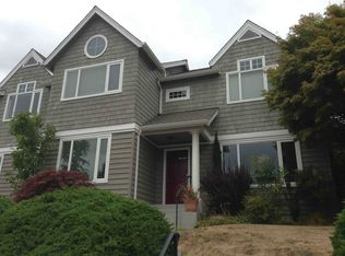 4516 Stanford Ave NE, Seattle, WA 98105