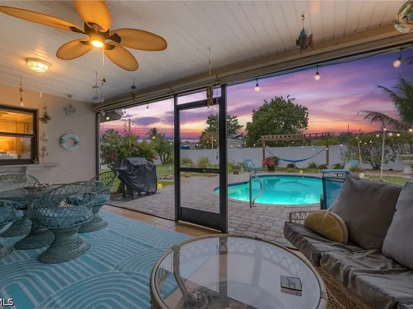 1022 SE 17th Ave, Cape Coral, FL 33990