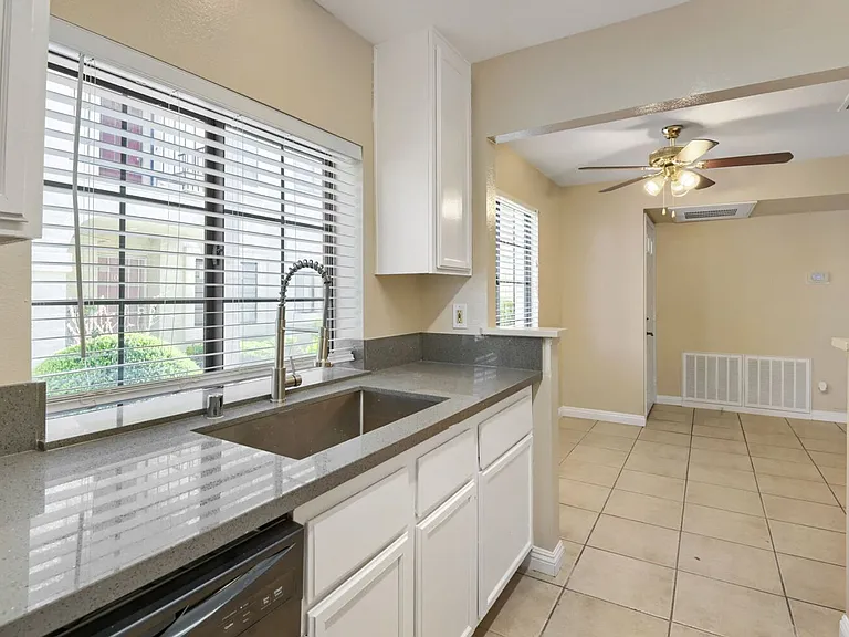 4860 Nara Vista Way #102 — Photo 12