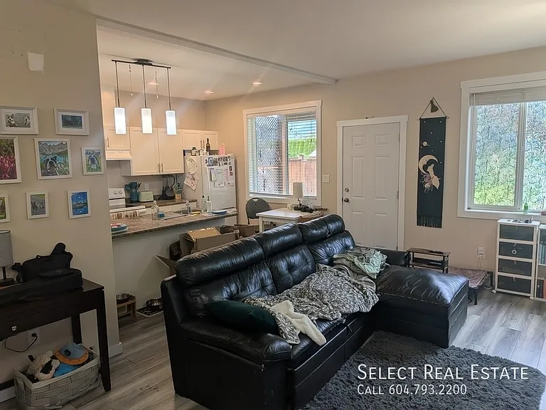 1680 Logan Rd #B — Photo 3