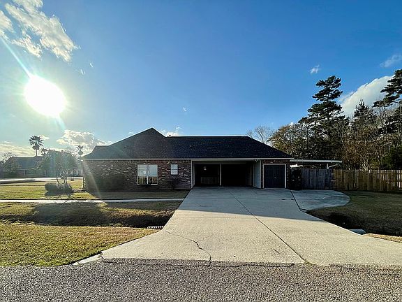 3rd image of 30908 N Summerfield Dr