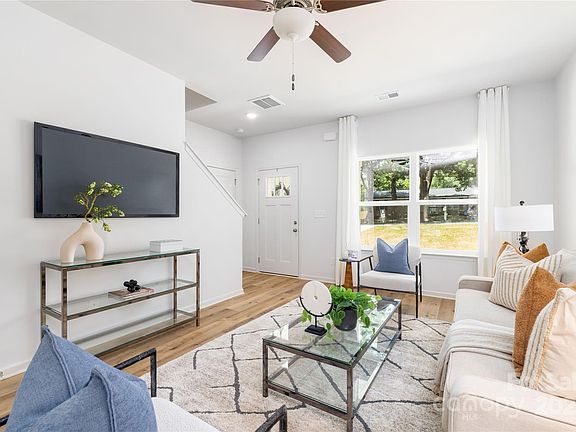 5th image of 601 Westway Dr