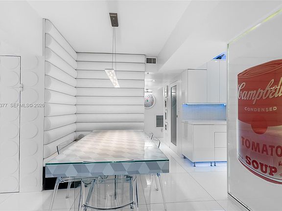 5th image of 1616 Michigan Ave APT 1