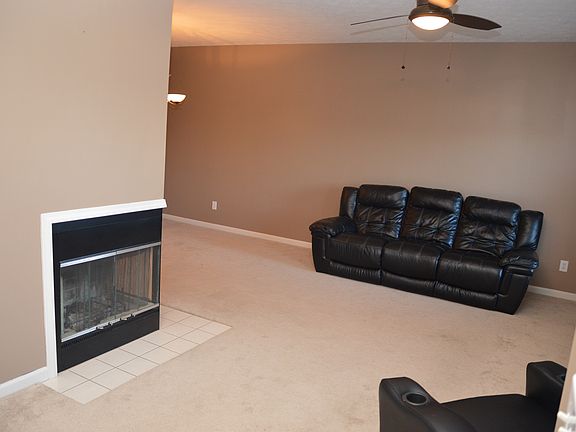 5th image of 13325 White Granite Dr Unit 900