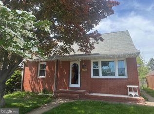 320 Barclay Ave, Morrisville, PA 19067