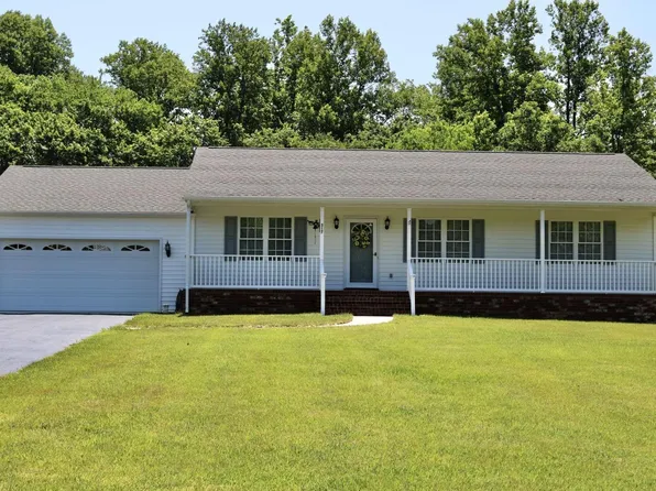 317 Shady Oak Dr, Madison Heights, VA 24572
