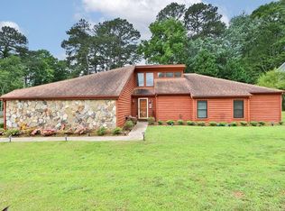 1475 Pounds Rd SW, Lilburn, GA 30047