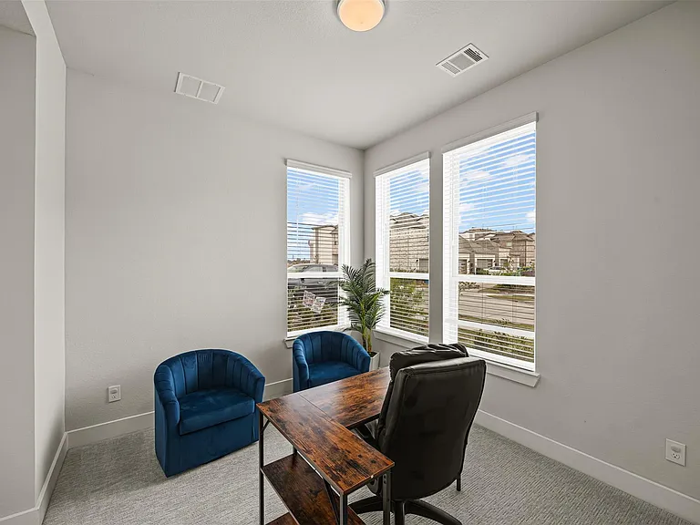 16631 Lake Austin St — Photo 16