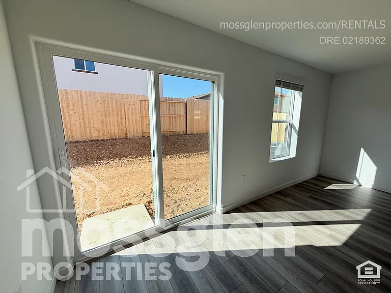 4447 Greenshank Way — Photo 23