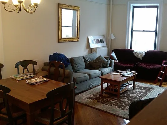Rented by ZealEstate Group Inc | media 31