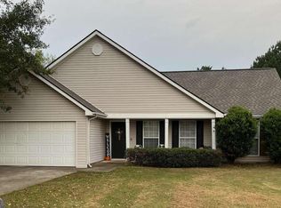 84 Huntington Ln, Commerce, GA 30529