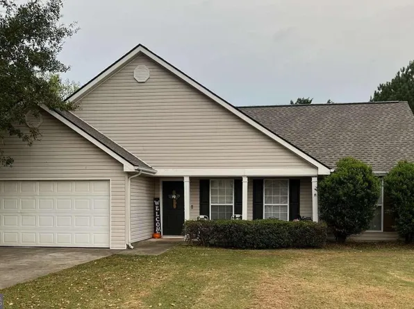 84 Huntington Ln, Commerce, GA 30529