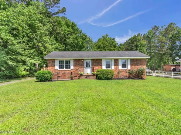 232 Old Savannah Rd, Burgaw, NC 28425