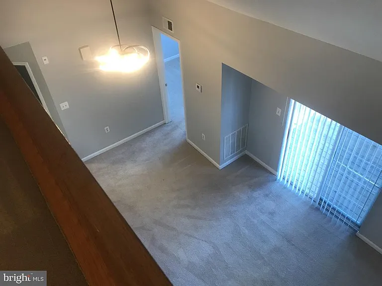 9808 Lake Pointe Ct #301 — Photo 33