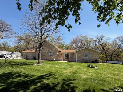 12440 Boy Scout Trl, Petersburg, IL, 62675