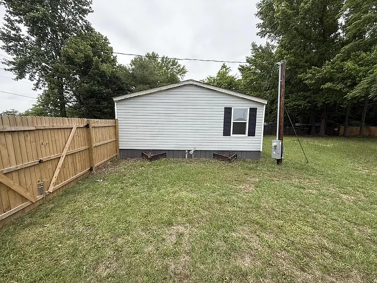 1755 Highway 521 S — Photo 19