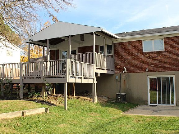 5th image of 7104 Manderlay Dr