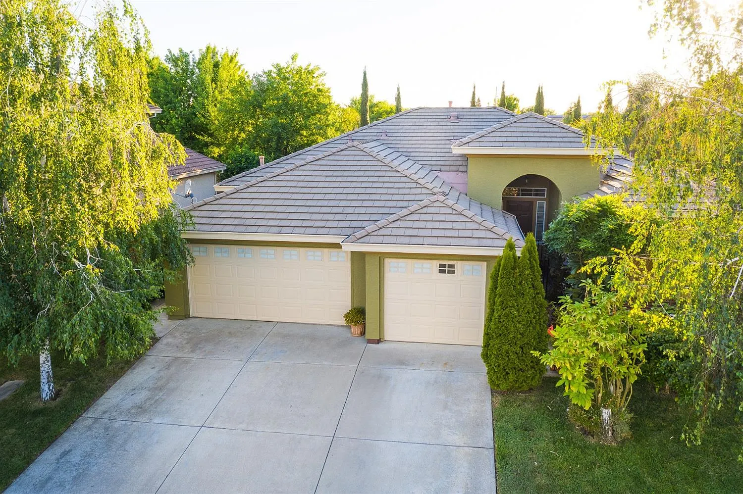 3300 Tualatin Way photo 1