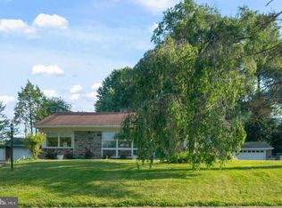 22 Edgemoor Rd, Cheltenham, PA 19012