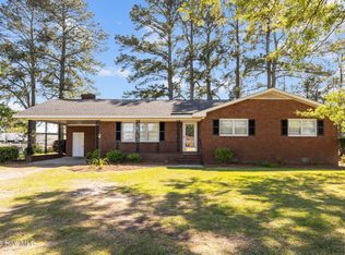 113 Vandiford Thomas Road, Snow Hill, NC 28580