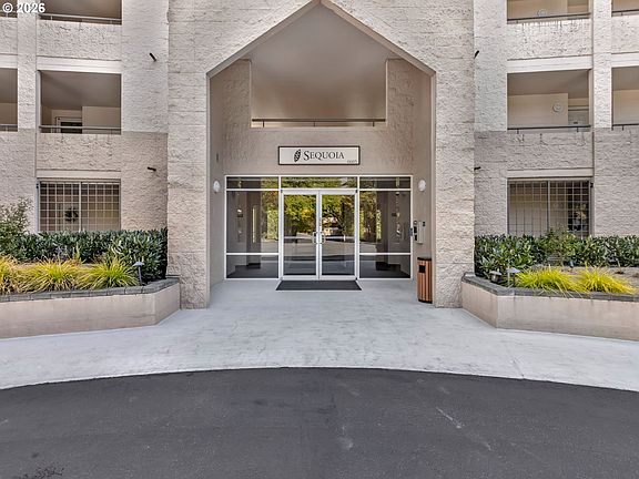 2nd image of 6605 W Burnside Rd Unit 152