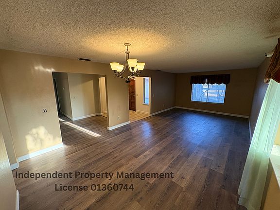 4th image of 19125 Avenue 17