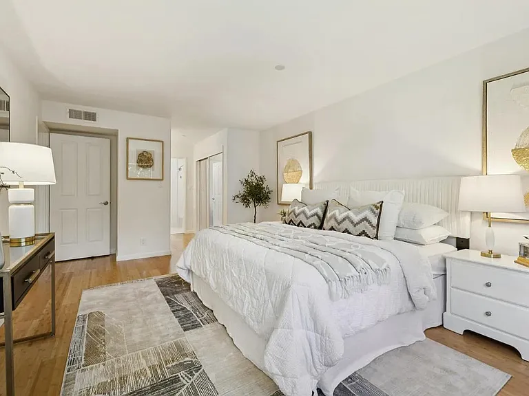 226 W Edith Ave #13 — Photo 17