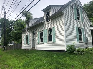 32 Milford St, Upton, MA 01568