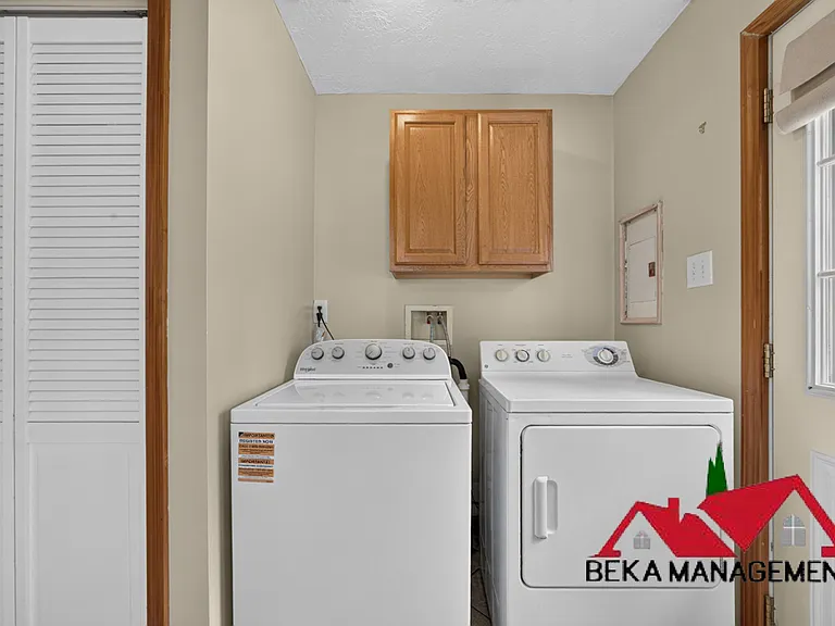 3574 Merritt Lake Dr — Photo 4