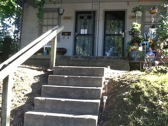 2nd image of 2051 Peabody Ave #2053