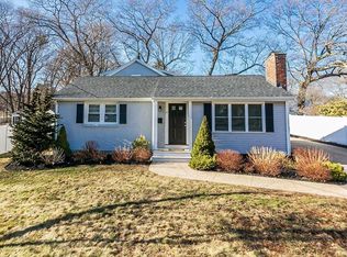 15 Moore St, Natick, MA 01760