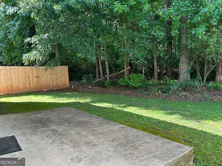 565 N Fairfield Dr — Photo 16