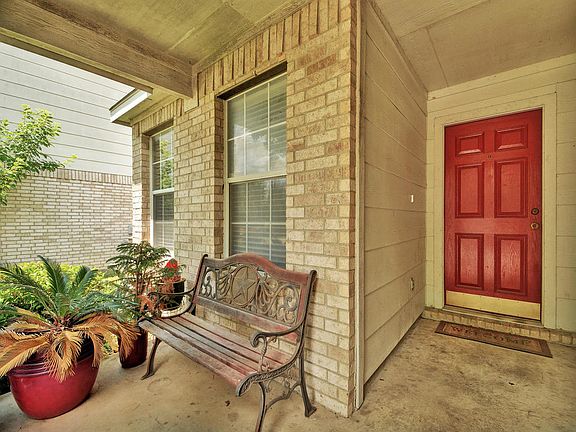 4th image of 1000 Antique Heritage Dr