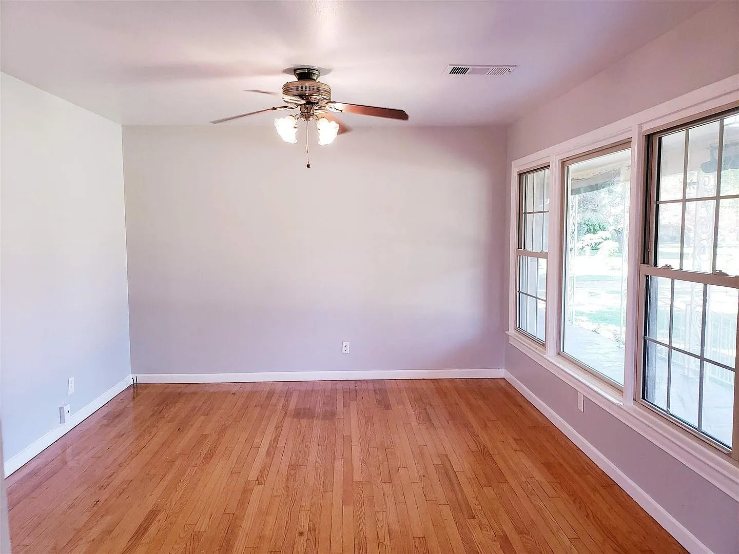 2 Bedroom, 1 Bath Duplex in Casa Linda — Photo 3