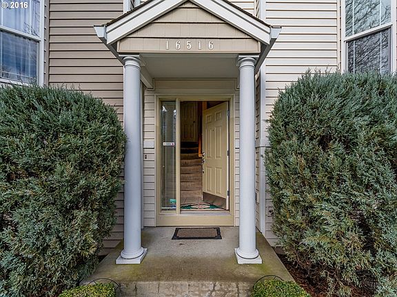 3rd image of 16516 NE 19th St